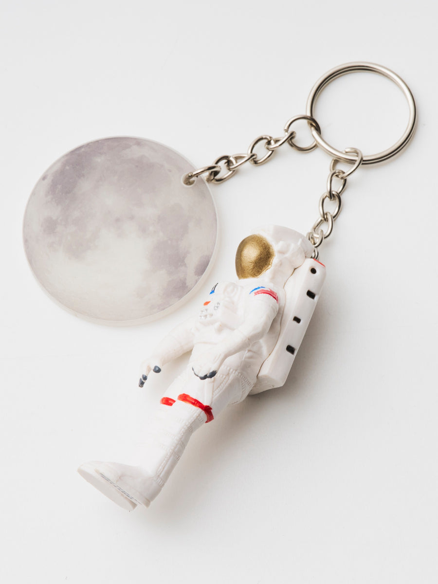 宇宙飛行士と蓄光の月 Key Charm