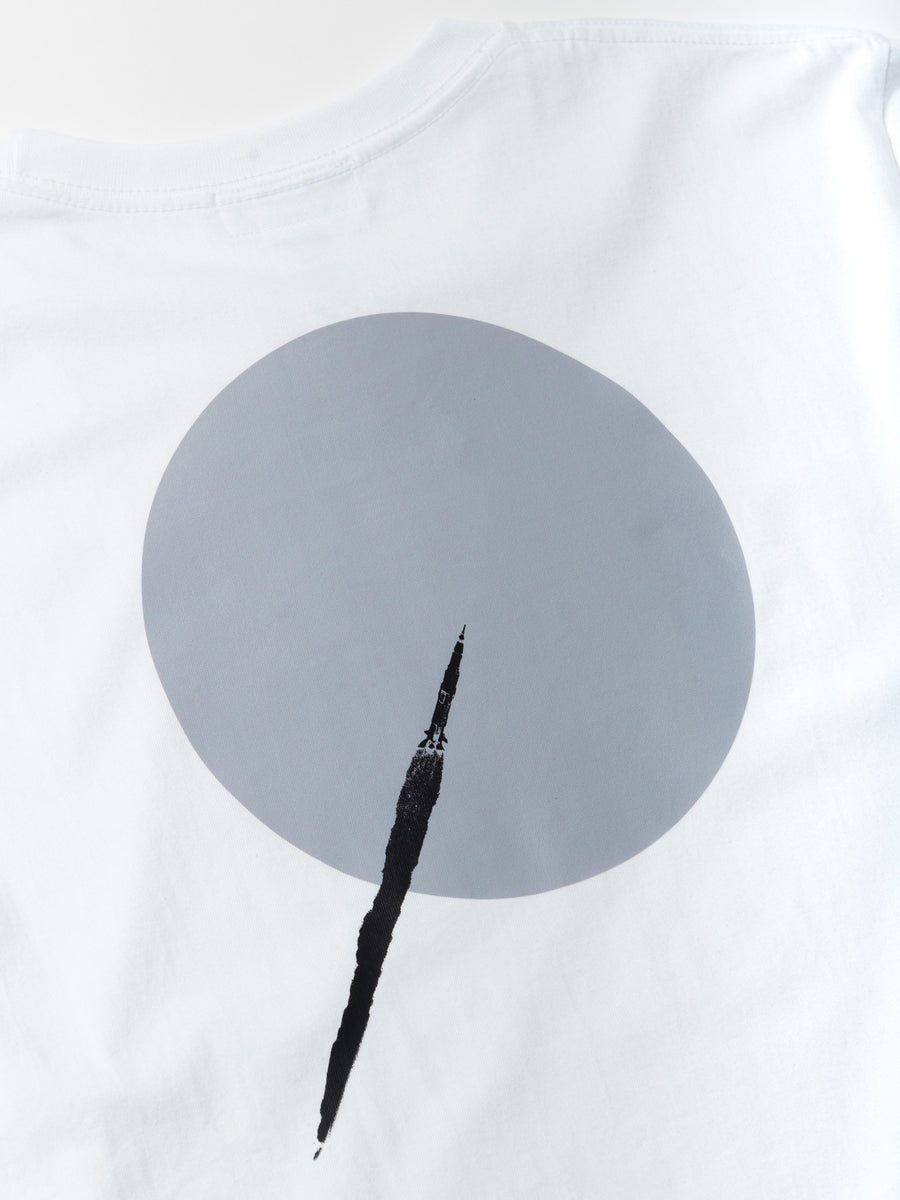 BACK TO THE MOON Long Tee - ホワイト - SPACE SOUVENIR