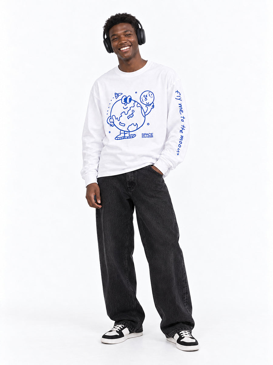 地球くん「友達は月」Long Tee - ホワイト - SPACE SOUVENIR