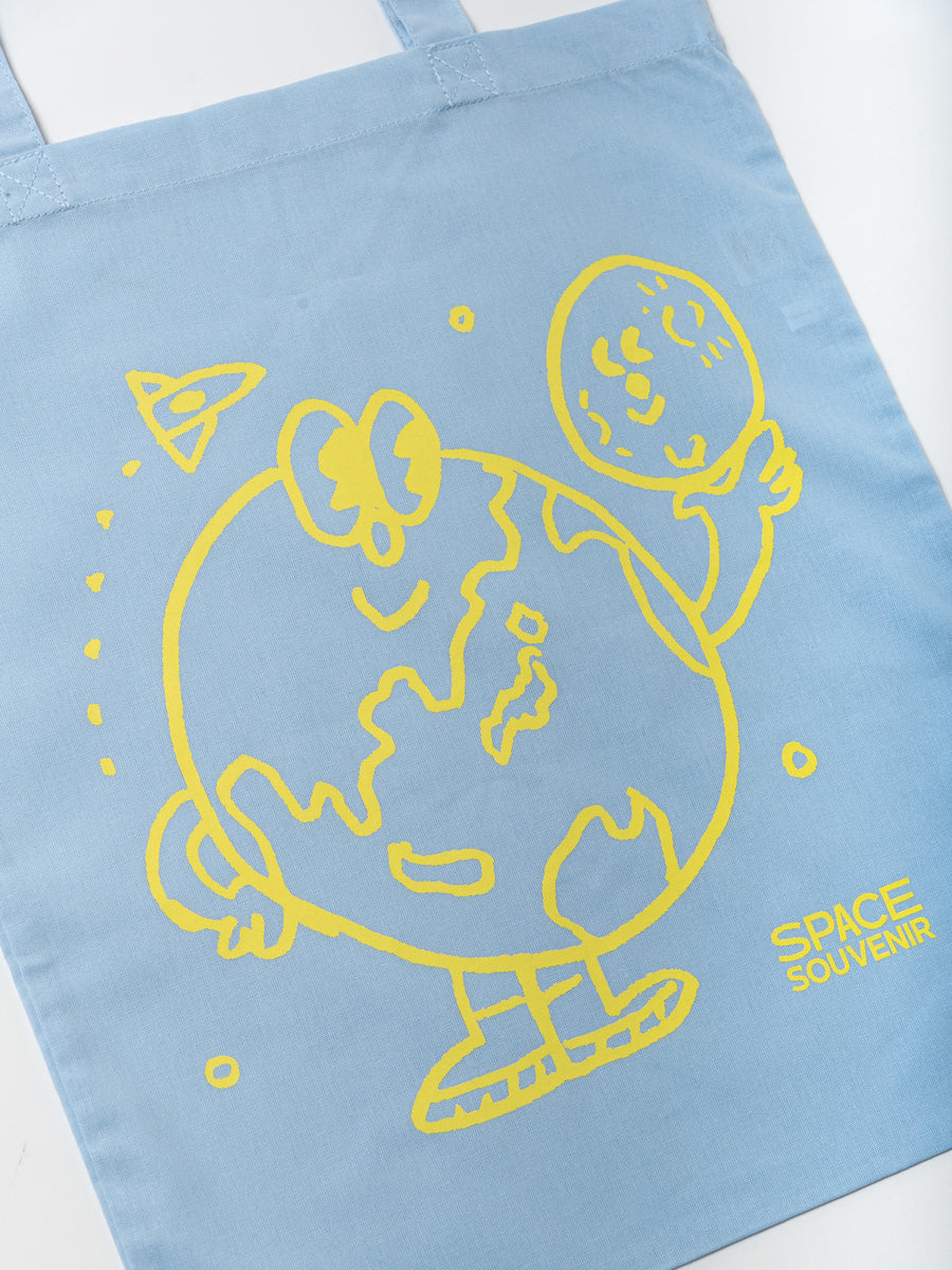 地球くん「友達は月」Tote - スカイブルー - SPACE SOUVENIR