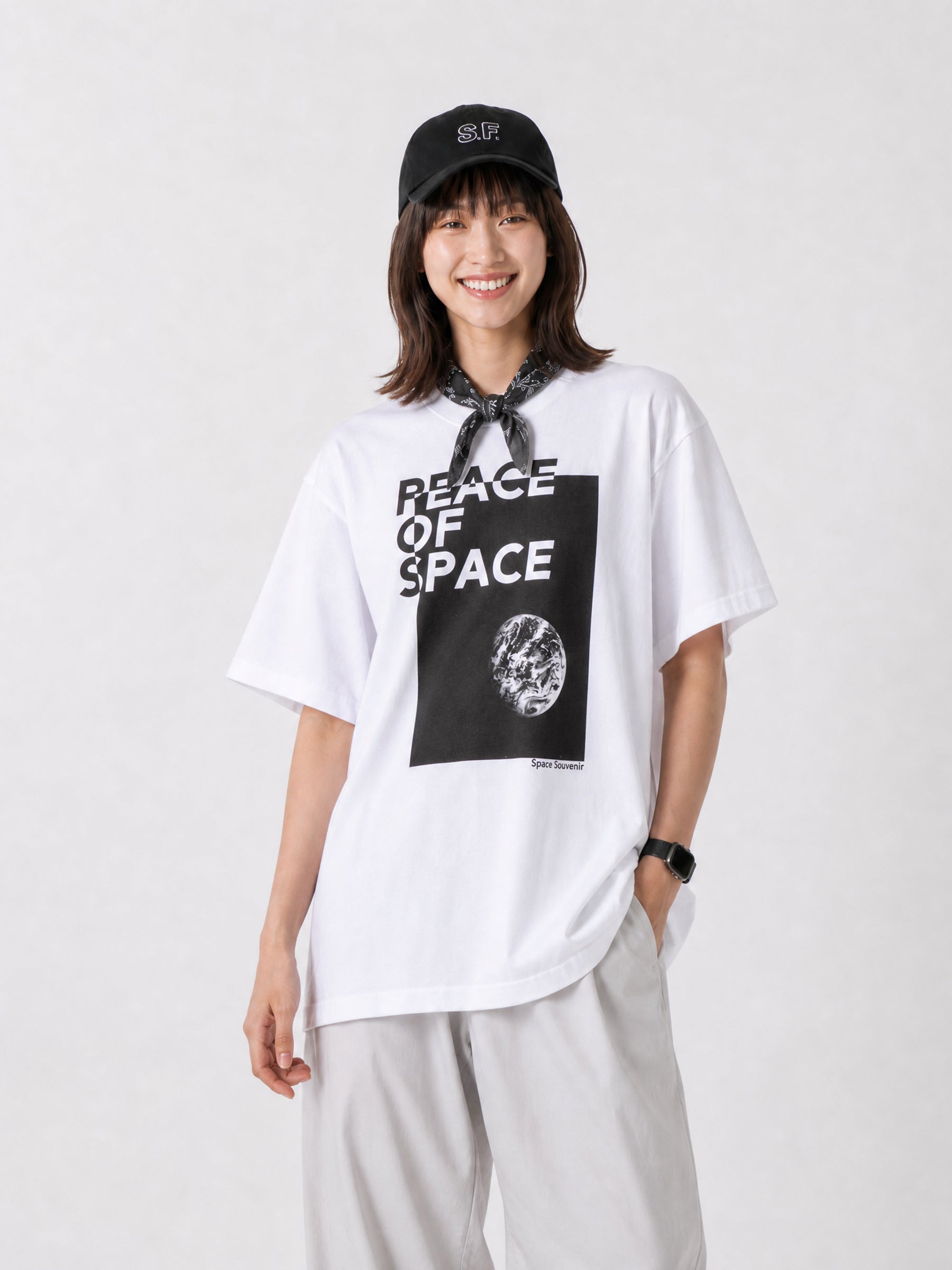 Space of Peace Tee / WHITE｜宇宙デザインTシャツ ユニセックス