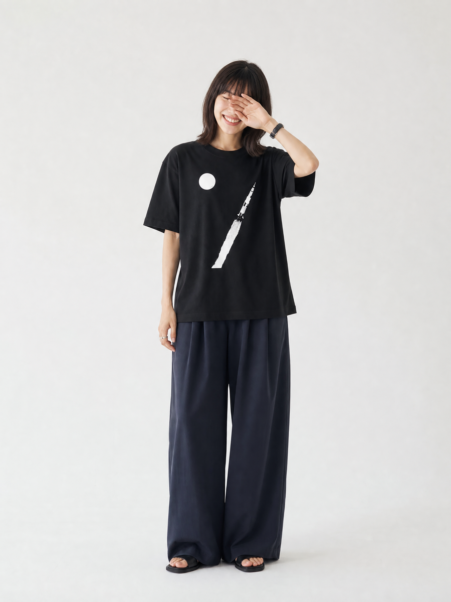 To the moon again Tee / BLACK