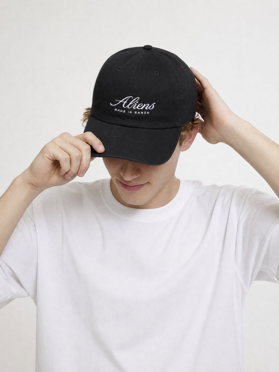 WE ARE ALIENS CAP / BLACK